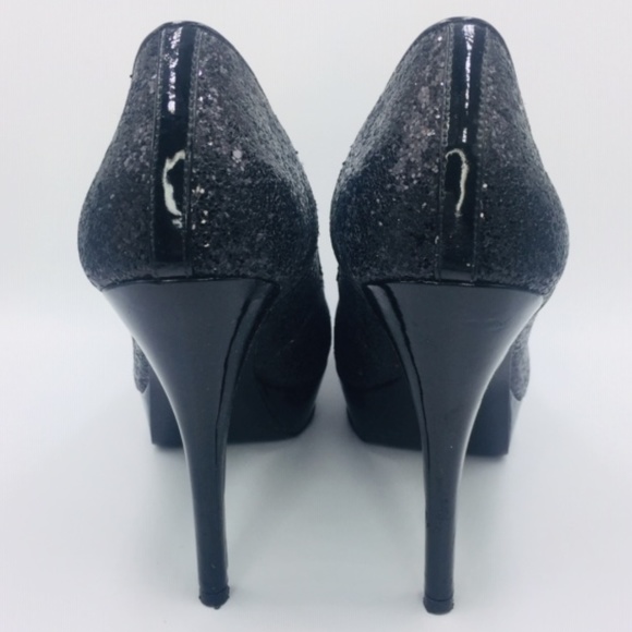 GUESS ‘Shirah’ Glitter Platform Pump - Picture 3 of 4